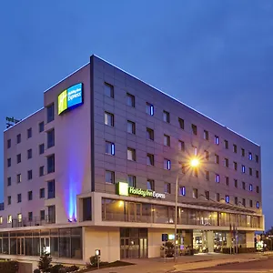 rezervați aici