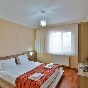 rezervați aici